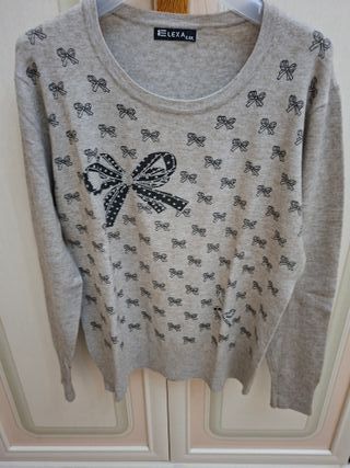 Maglia  beige con fiocchi XXL