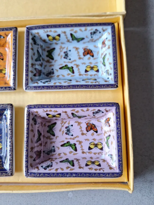 Estuche de bandejitas cerámica mariposas set 6