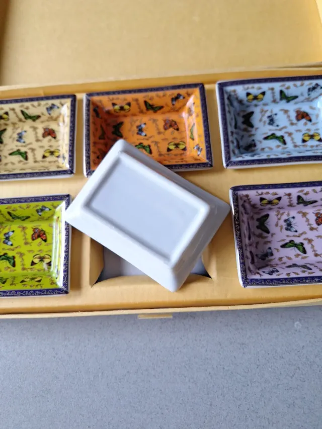 Estuche de bandejitas cerámica mariposas set 6