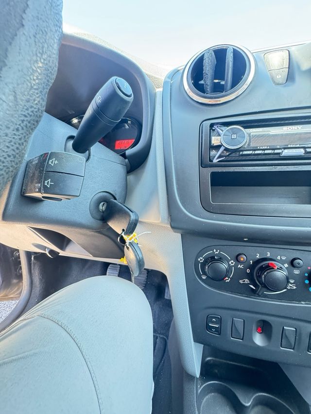 644114491 Dacia Sandero 1.5 DCI 90cv – Año 2014