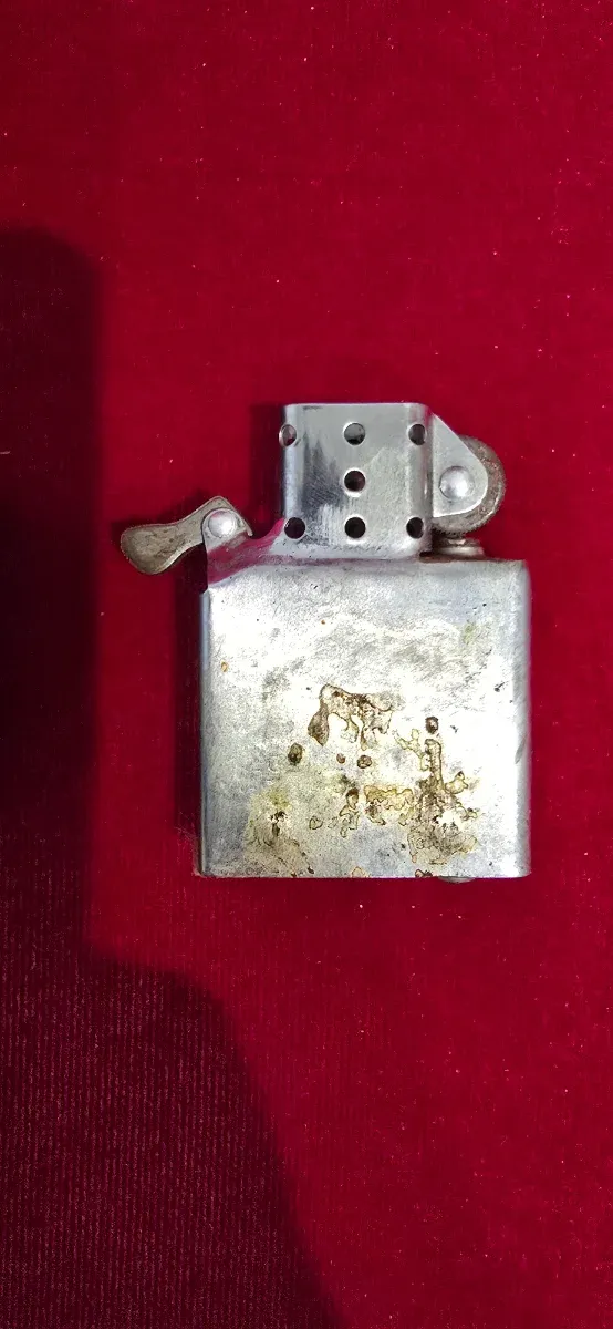 Machero tipo Zippo de la SS
