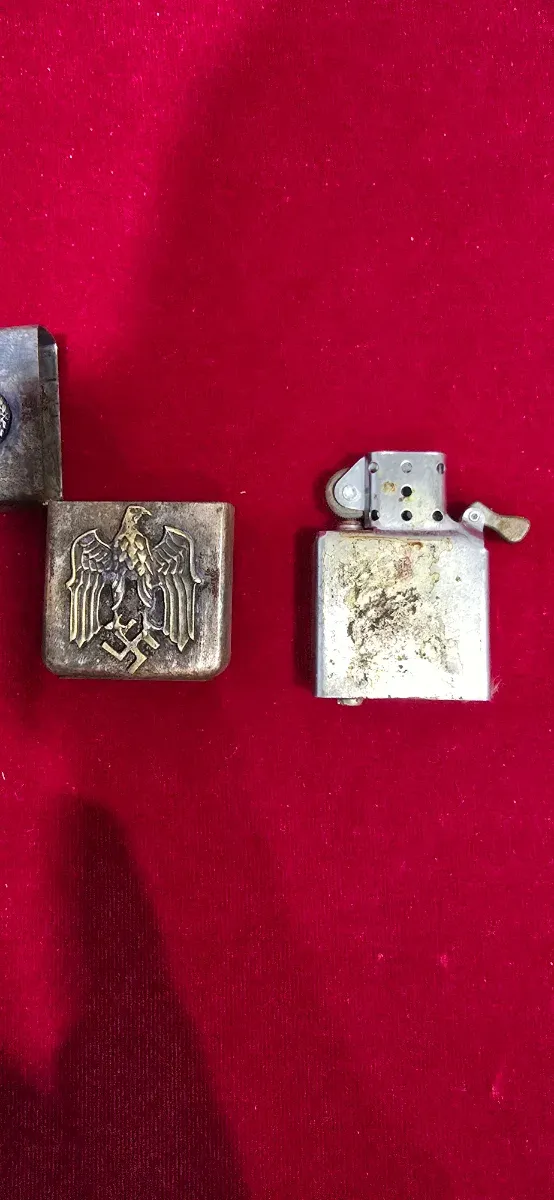 Machero tipo Zippo de la SS
