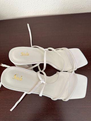 Sandalias blancas Shein