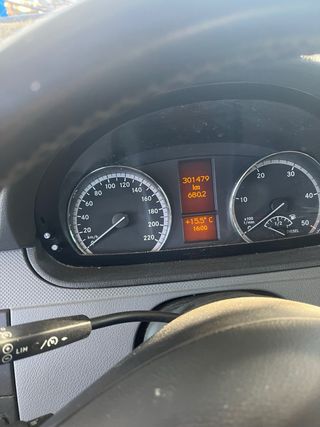 Mercedes Vito 115 CDI Automática 4x4 – Año 2008 –