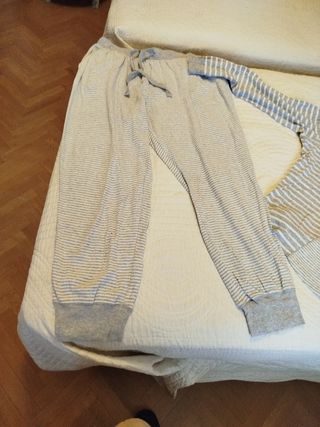 Pijama Oysho rayas y dibujo