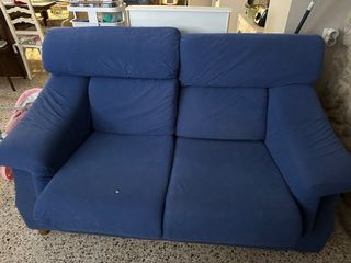 Sofá azul de tela