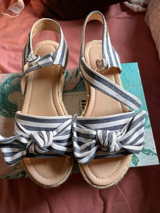 Sandalias Mustang Tiras Rayas