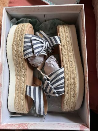 Sandalias Mustang Tiras Rayas