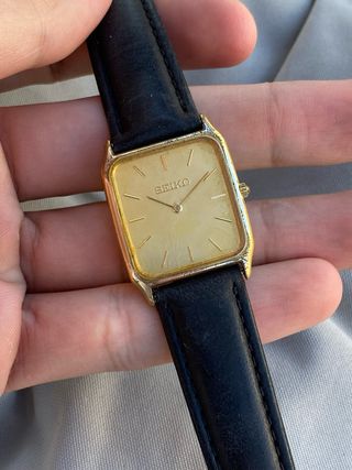 Reloj Seiko Tank Dorado