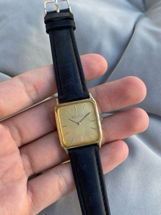 Reloj Seiko Tank Dorado