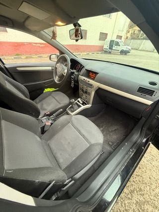 Opel Astra 2008