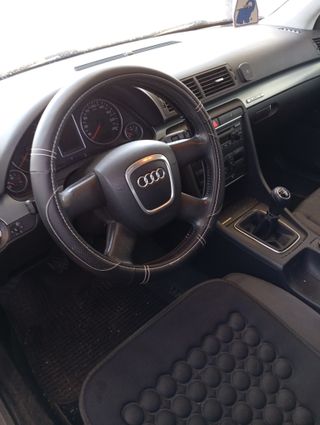 Audi A4 2005 2.0 140c