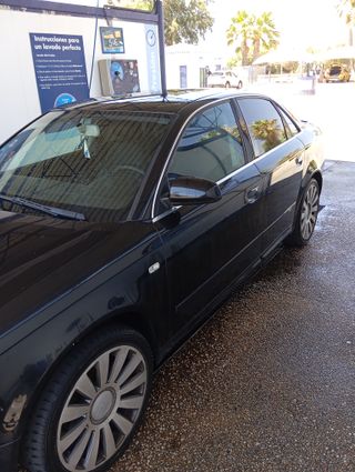 Audi A4 2005 2.0 140c