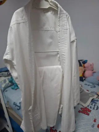 Kimono niño talla 8 años blanco