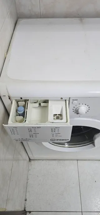 Lavadora Indesit 7kg A+