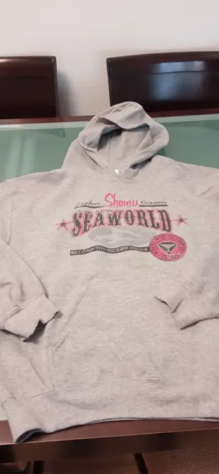 Sudadera Sea World Shamu Estampada Gris