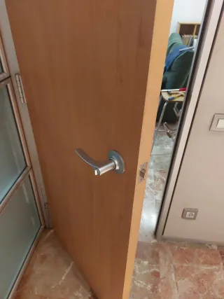 Puerta interior madera 72.5x203cm