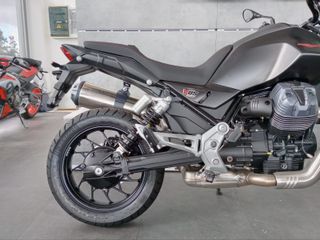 Moto Guzzi V85 Strada