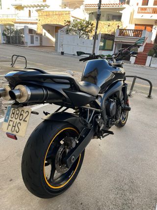 Yamaha FZ6