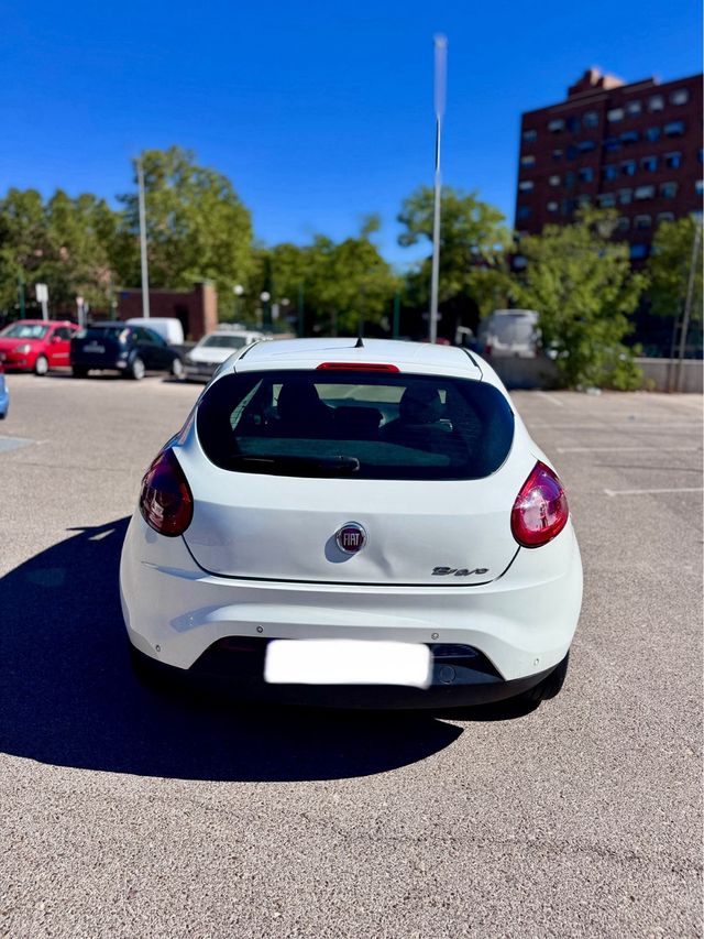 644114491 FIAT BRAVO 1.6  – AÑO 2015 – DIÉSEL