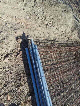 Vallado de obra/construcción