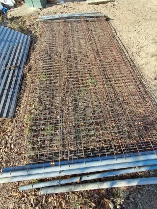 Vallado de obra/construcción