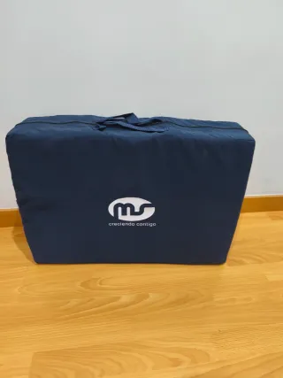 Cuna de viaje con colchoneta