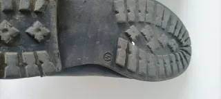 Stivaletti CafèNoir unisex in buone condizioni