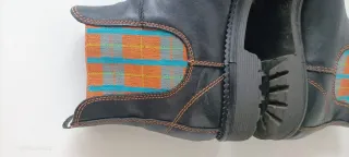 Stivaletti CafèNoir unisex in buone condizioni