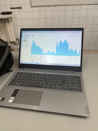 Portátil Lenovo Gris Plata