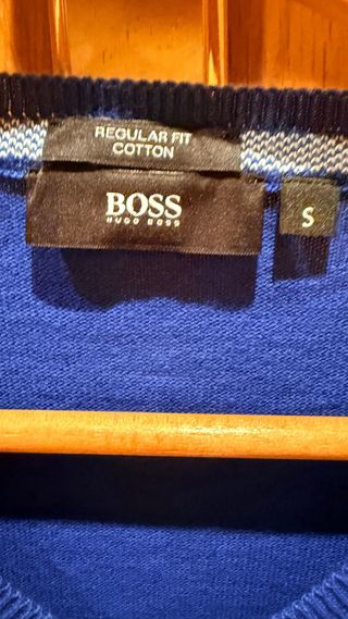 Jersey Boss cuello pico azul Talla S