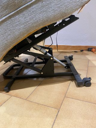 Butaca Eléctrica Reclinable con ayuda. Tela Gris