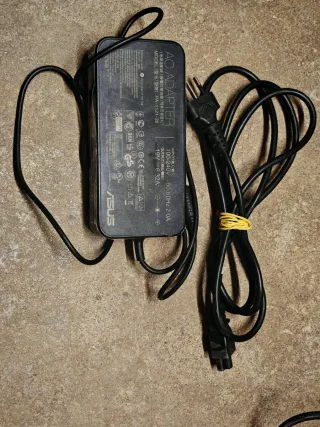 Alimentatore Asus 19V 120 Watt alte prestazioni
