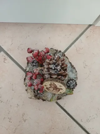 Centrotavola Natalizio Pigne Bacche Legno