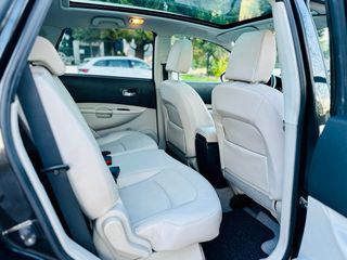 Nissan Qashqai+2 2011