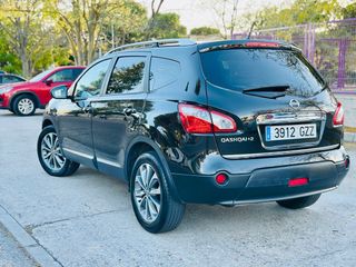 Nissan Qashqai+2 2011