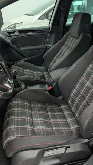 Volkswagen Golf 2011