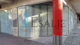 Local comercial en venta en Pintores-Ferial en Parla