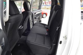 Toyota Hilux 4x4+Navegacion+Camara+Barras+Gancho