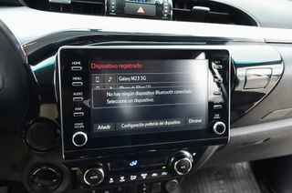 Toyota Hilux 4x4+Navegacion+Camara+Barras+Gancho