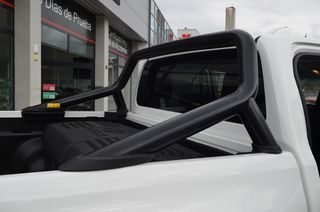 Toyota Hilux 4x4+Navegacion+Camara+Barras+Gancho