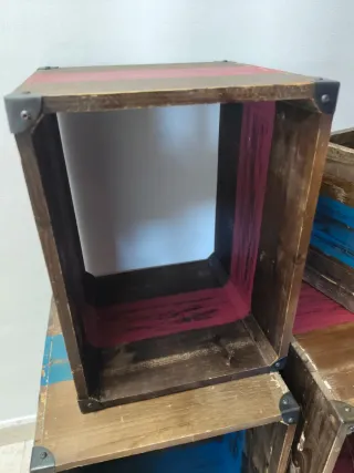 Cajas de madera envejecida apilables