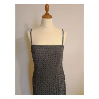 Vestido largo negro con abalorios