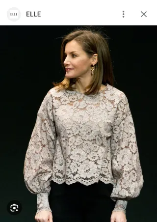 Blusa Zara encaje color topo Talla S