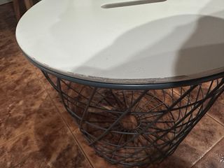 Mesa auxiliar redonda metal y madera