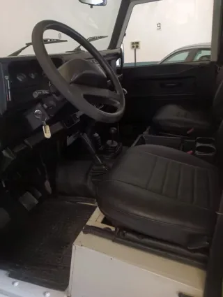 Land Rover Defender 2006