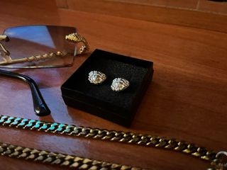 Conjunto elegante para hombre.