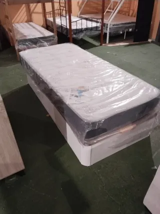 Canapé 0,90x1,90 Blanco y Cambria