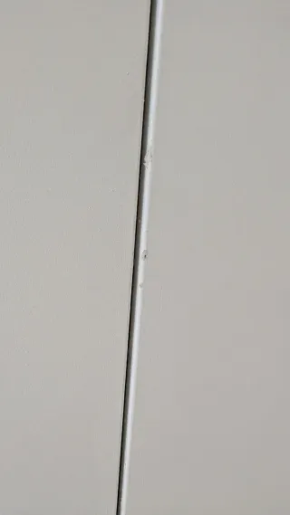 Armario blanco y beige