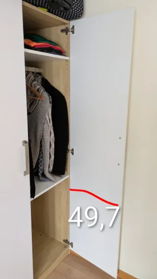 Armario blanco y beige